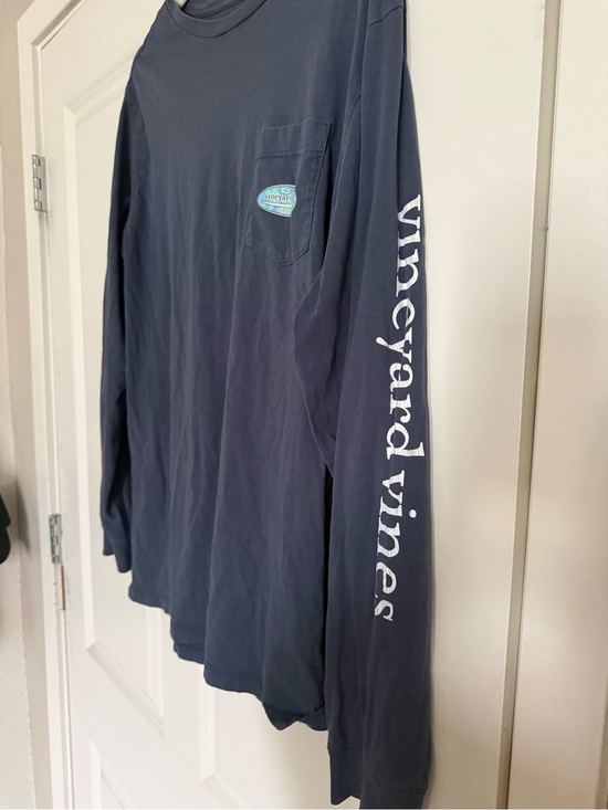 Vineyard Vines Other - Vineyard Vines Long Sleeve Pocket Tee - Navy - Medium
